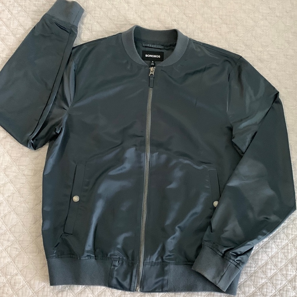 Bonobos Boulevard Bomber - love this material! Men’s size medium slim
